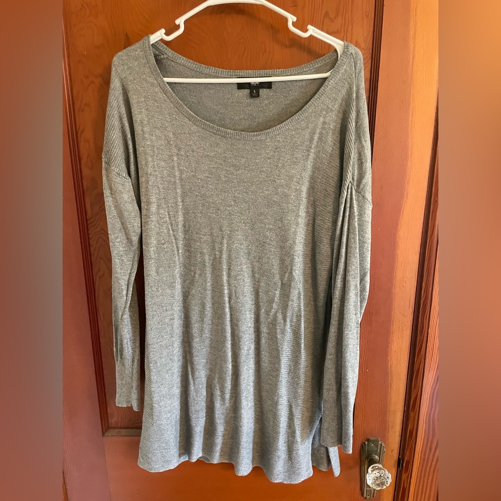 Mossimo Women’s Crew Neck Sweater